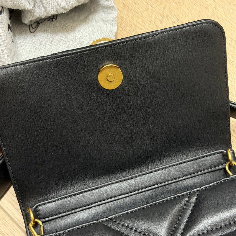 Vivienne Westwood Black Hazel Medium Bag 中號 肩背包/斜背包-17