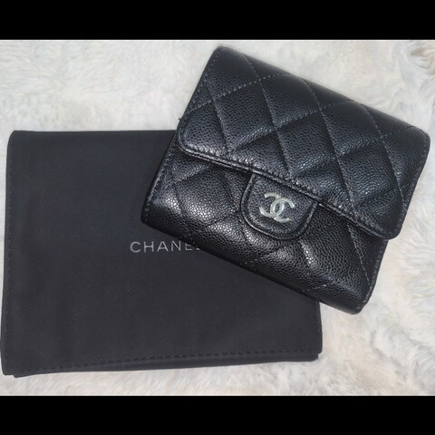 Chanel 荔枝牛拉鏈短夾（芯片款）