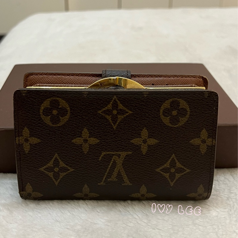 LOUIS VUITTON M61663 經典 Monogram 帆布牛皮蝴蝶釦 對折中夾 正品 二手精品-1