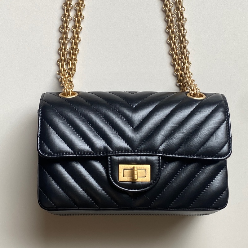 914intheair精品代購『限量品閒置』Chanel 香奈兒 經典黑金牛mini coco 2.55 口蓋包 大mini CF 20cm 山形紋-14