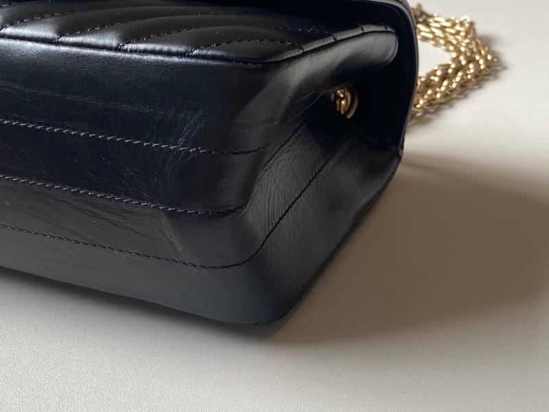 914intheair精品代購『限量品閒置』Chanel 香奈兒 經典黑金牛mini coco 2.55 口蓋包 大mini CF 20cm 山形紋-26