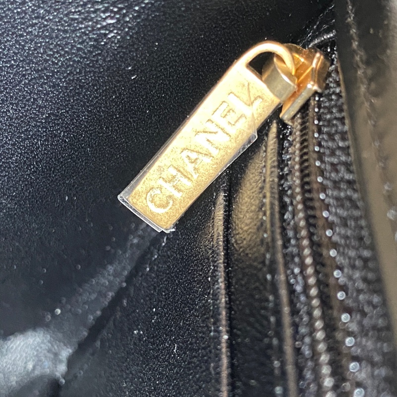 914intheair精品代購『限量品閒置』Chanel 香奈兒 經典黑金牛mini coco 2.55 口蓋包 大mini CF 20cm 山形紋-35
