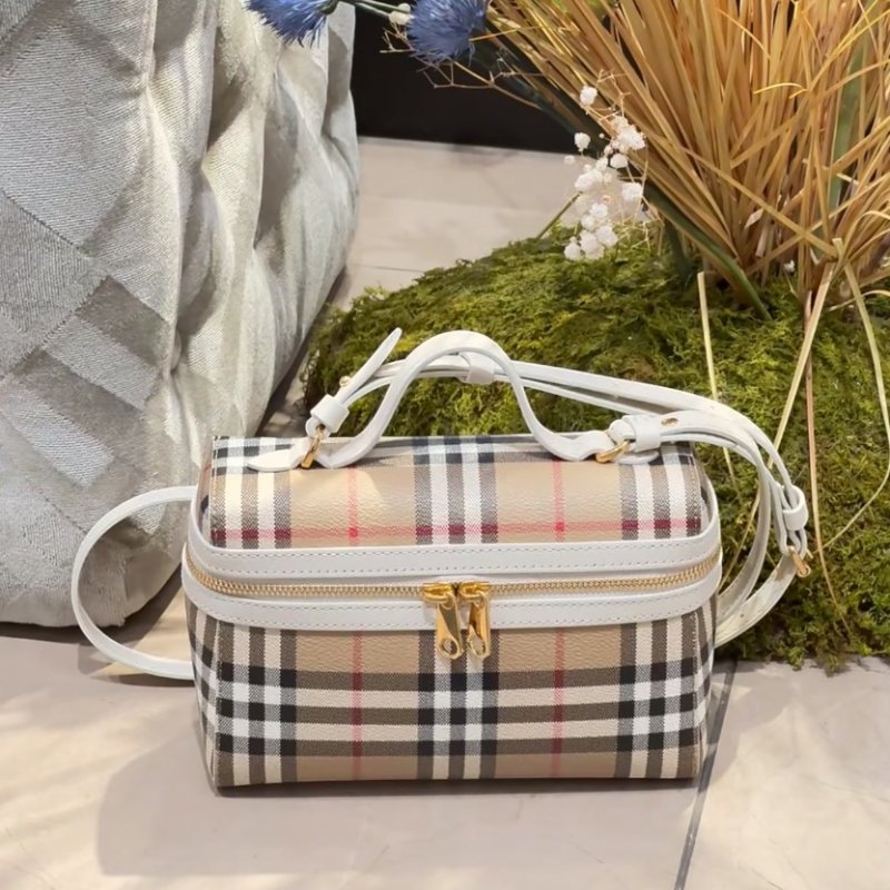 ⏰限時特賣 專櫃4萬4千5🌺Burberry 81251351格紋 Vanity 手提包 典藏米色-6