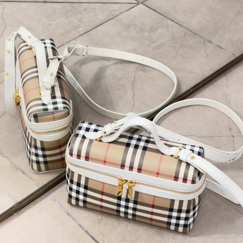 ⏰限時特賣 專櫃4萬4千5🌺Burberry 81251351格紋 Vanity 手提包 典藏米色-7