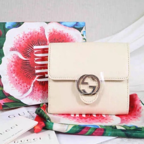 Gucci · 經典GG 全皮三折短夾 象牙白 全新全配✨
