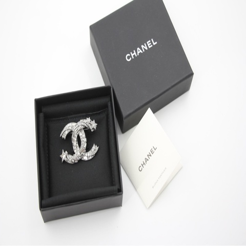 Chanel C21S 水鑽金屬銀色星星扭紋胸針