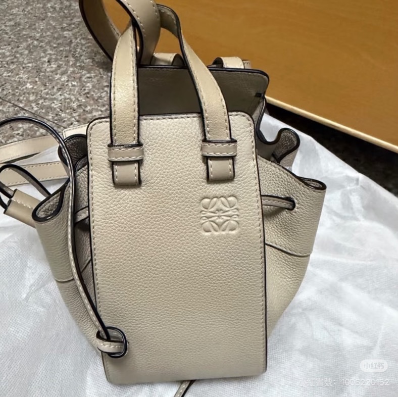 Loewe mini 吊床沙色-0