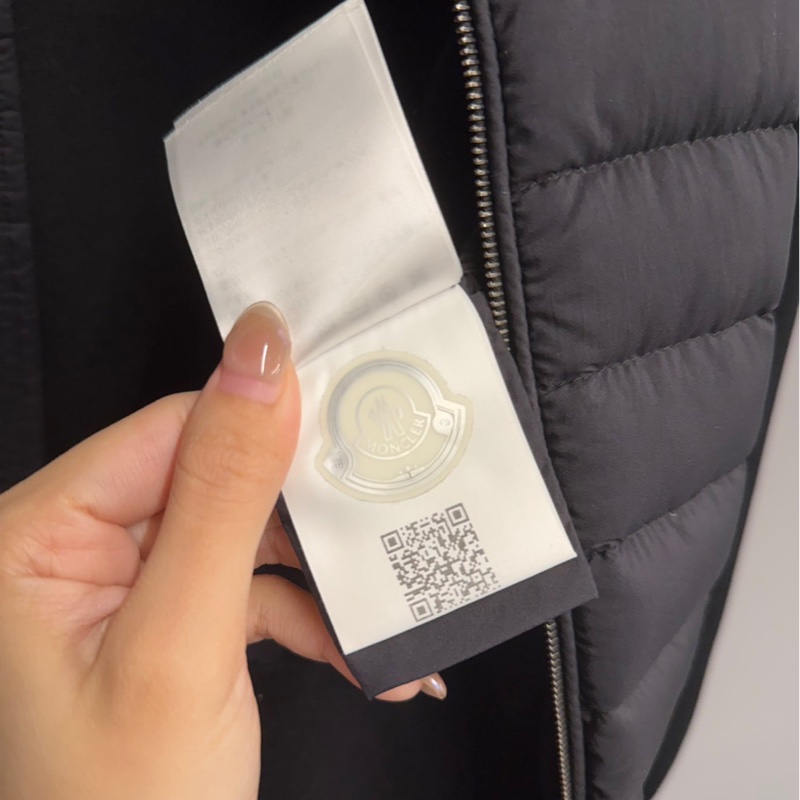 全配件🌟Moncler 拼接羽絨外套｜Classic Trend CT精品｜台北東區實體-8