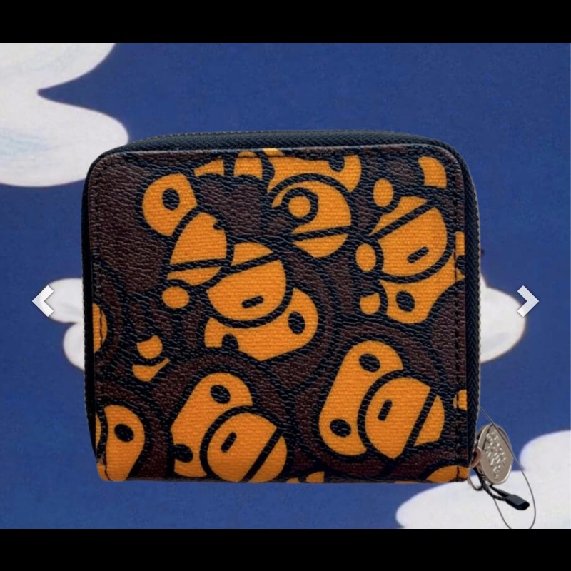 特價出清現貨在台，絕版bape milo拉鍊折疊小錢包，全新品-1