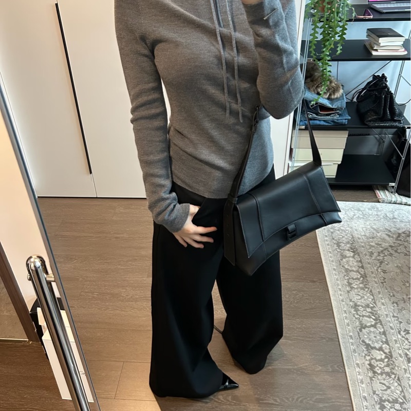 BALENCIAGA巴黎世家全黑downtown單肩斜挎沙漏包-22