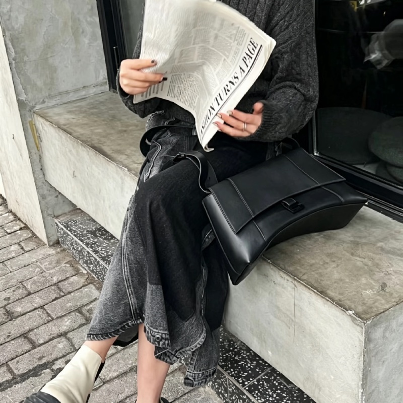 BALENCIAGA巴黎世家全黑downtown單肩斜挎沙漏包-46