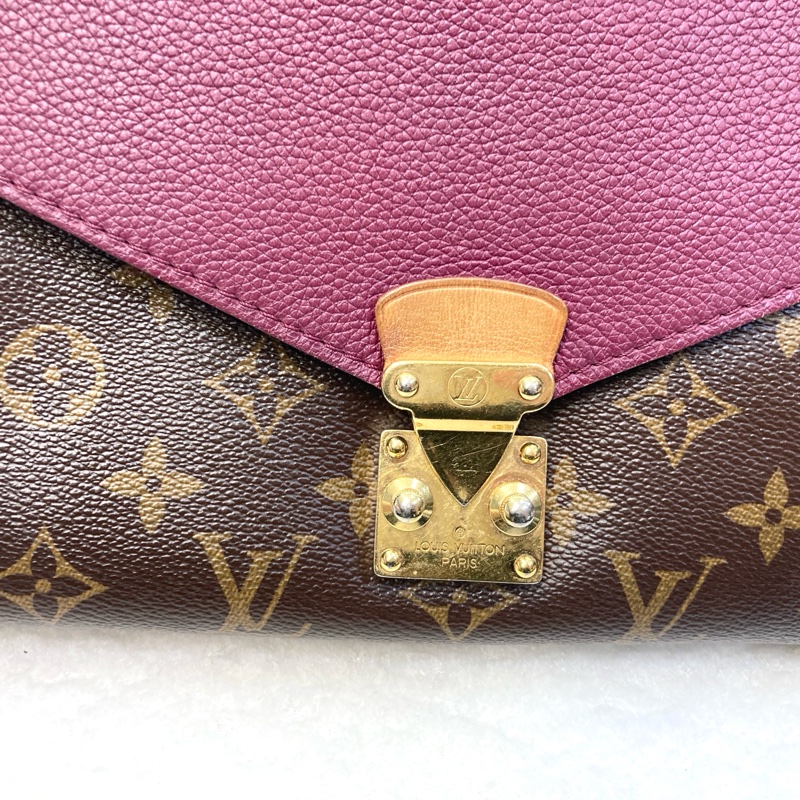 LV 路易威登原花拼紫紅牛皮S LOCK信封鏈條包撞色設計 M41200-17