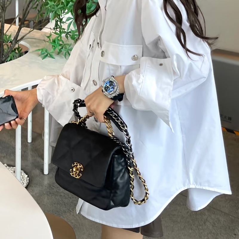 CHANEL香奈兒19Bag小號黑金配經典菱格紋肩背斜挎包-8