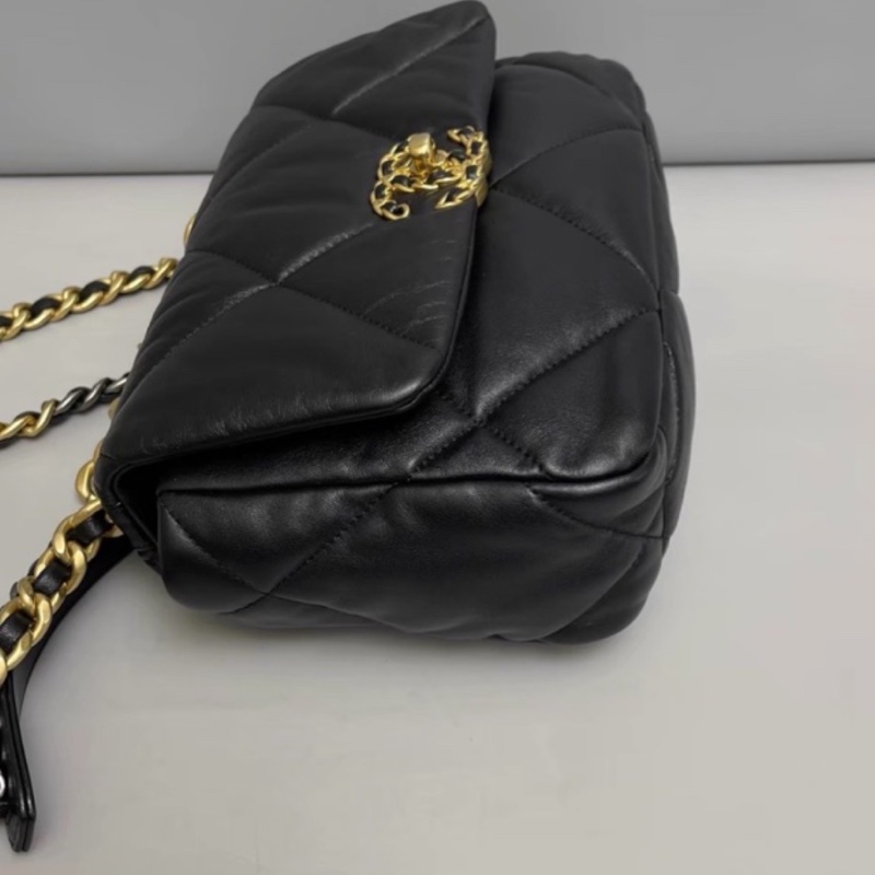 CHANEL香奈兒19Bag小號黑金配經典菱格紋肩背斜挎包-13