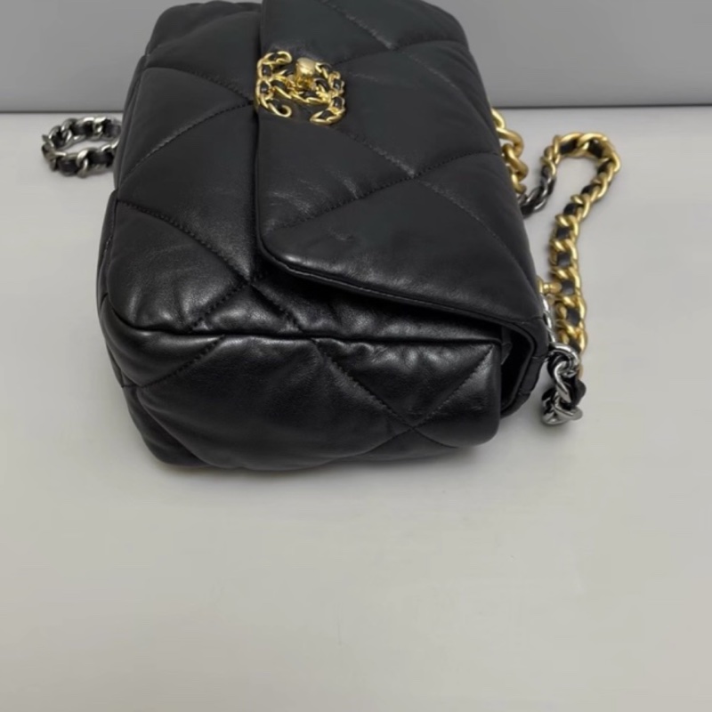 CHANEL香奈兒19Bag小號黑金配經典菱格紋肩背斜挎包-15