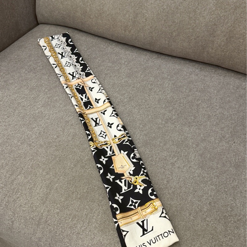 LV絲巾-1