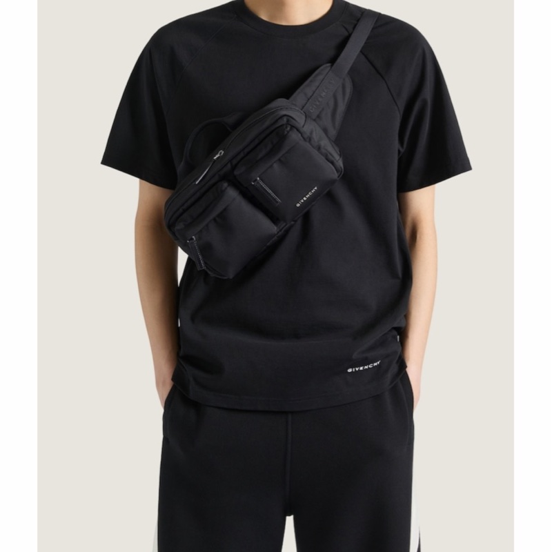 Givenchy 男士 Essential U 腰包均碼碼26.9cm*7.8cm*15cm-1