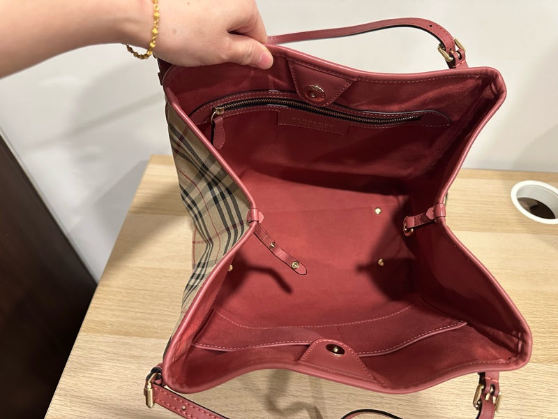 BURBERRY-經典格紋托特包-3
