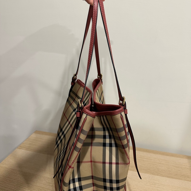 BURBERRY-經典格紋托特包-8