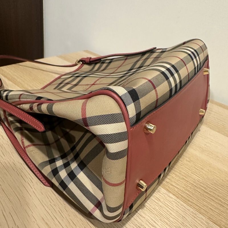 BURBERRY-經典格紋托特包-15