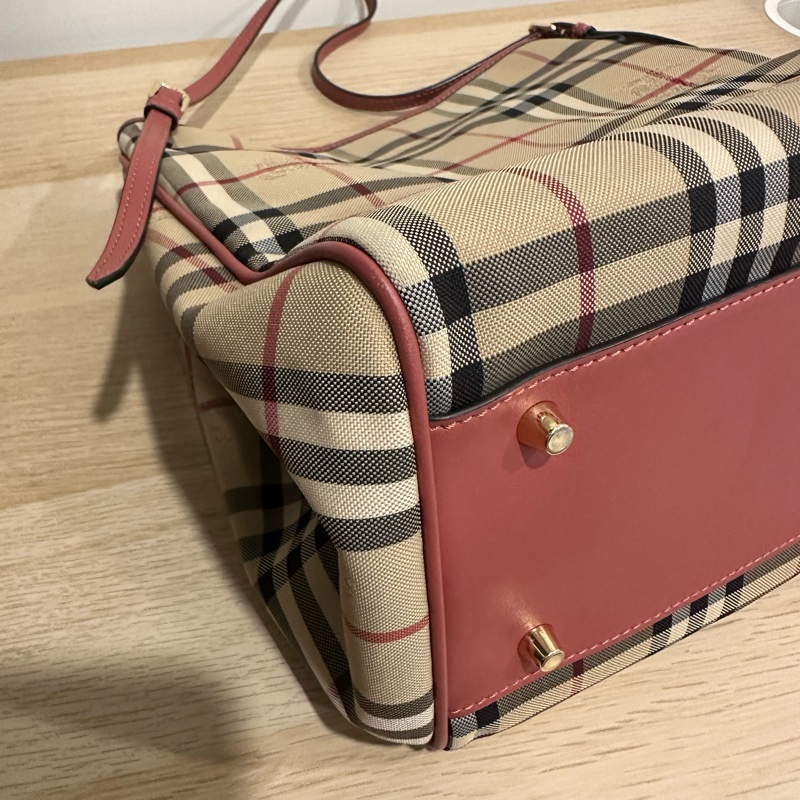 BURBERRY-經典格紋托特包-16