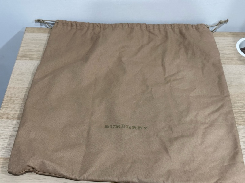 BURBERRY-經典格紋托特包-22