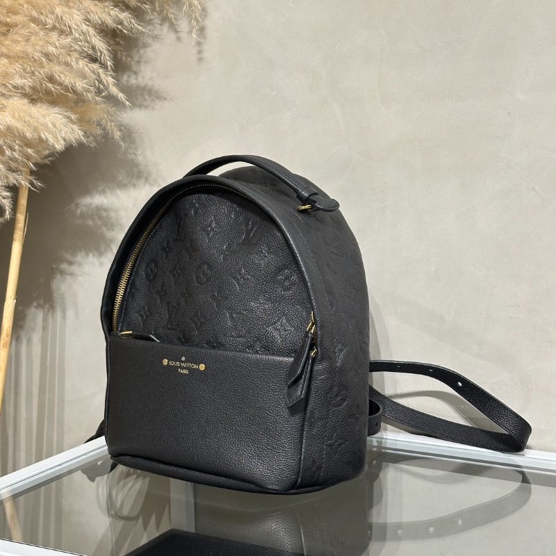 LOUIS VUITTON 壓紋牛皮後背包 - 黑-3