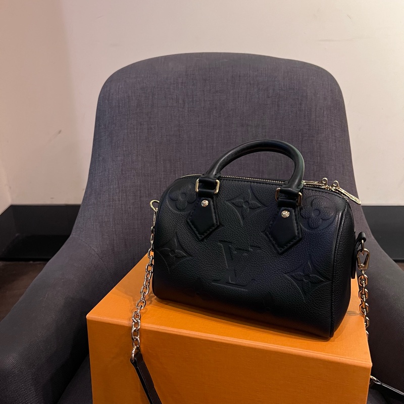 📢二手近新 Louis Vuitton LV Speedy 20黑色牛皮壓花波士頓包晶片款 正品-1