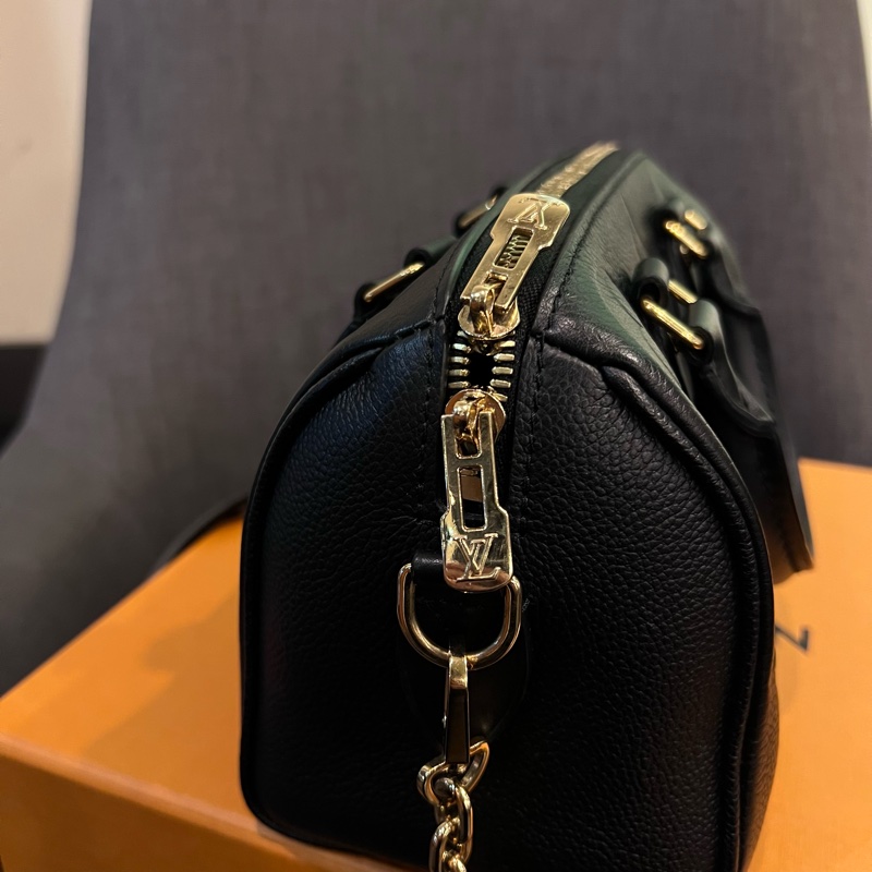 📢二手近新 Louis Vuitton LV Speedy 20黑色牛皮壓花波士頓包晶片款 正品-4