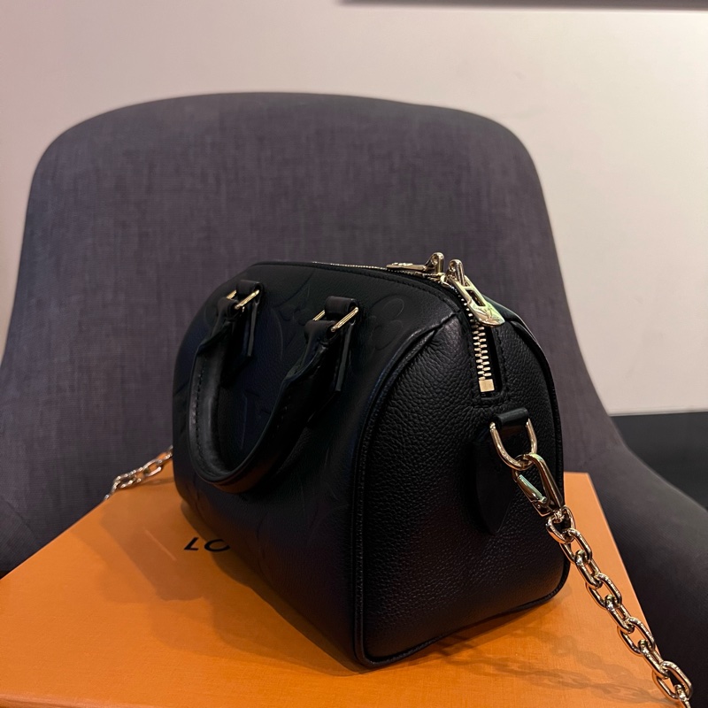 📢二手近新 Louis Vuitton LV Speedy 20黑色牛皮壓花波士頓包晶片款 正品-7