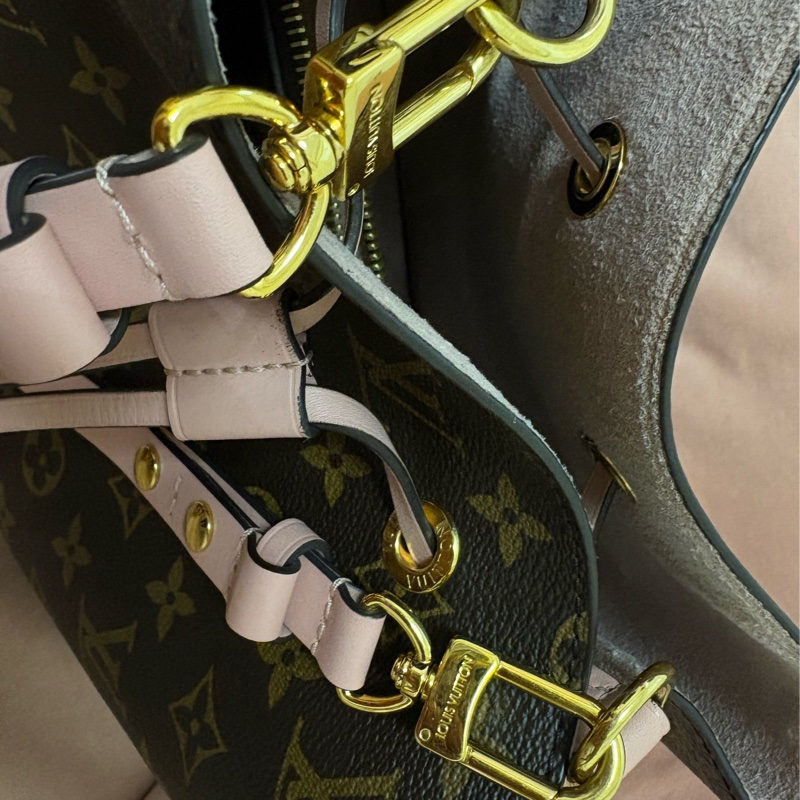 Louis Vuitton NeoNoe MM 經典老花水桶包（粉色拼皮）-2