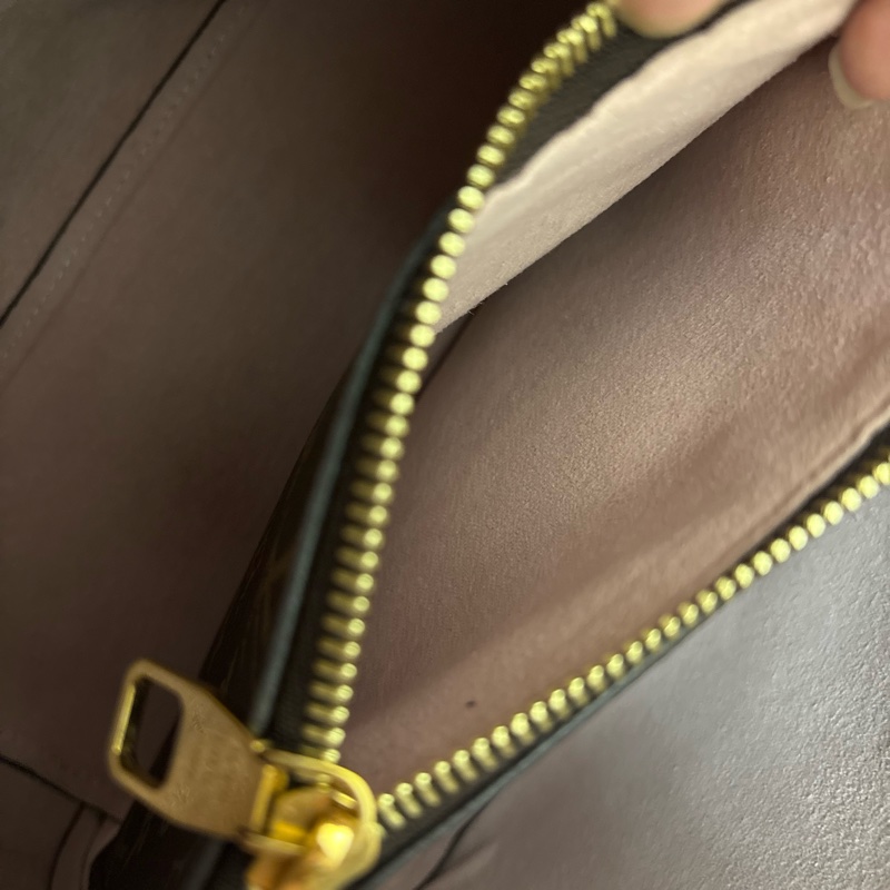 Louis Vuitton NeoNoe MM 經典老花水桶包（粉色拼皮）-16