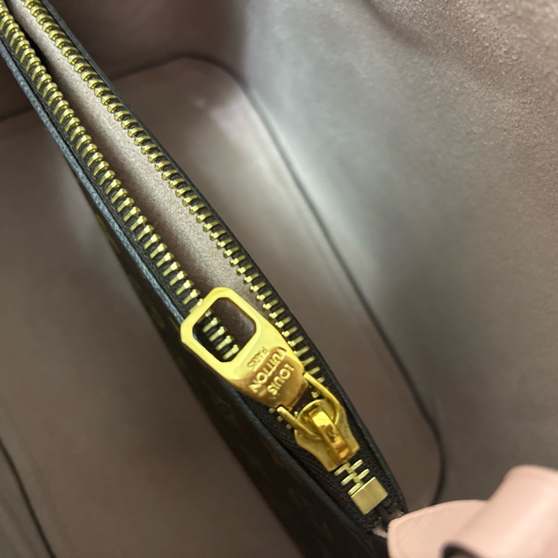 Louis Vuitton NeoNoe MM 經典老花水桶包（粉色拼皮）-19