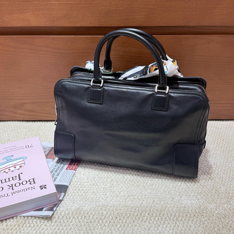 LOEWE /羅意威 CDG聯名amazona保齡球 牛仔拼布的設計 底長35cm左右-1