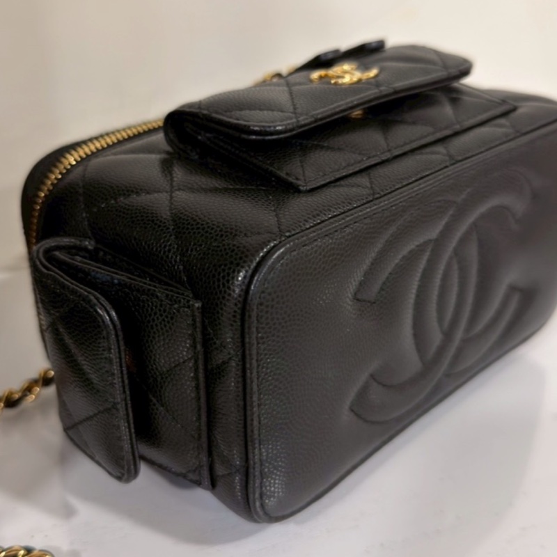 CHANEL香奈兒超限量荔枝牛皮黑金Cargo炸藥包🧯近全新包況特佳-15