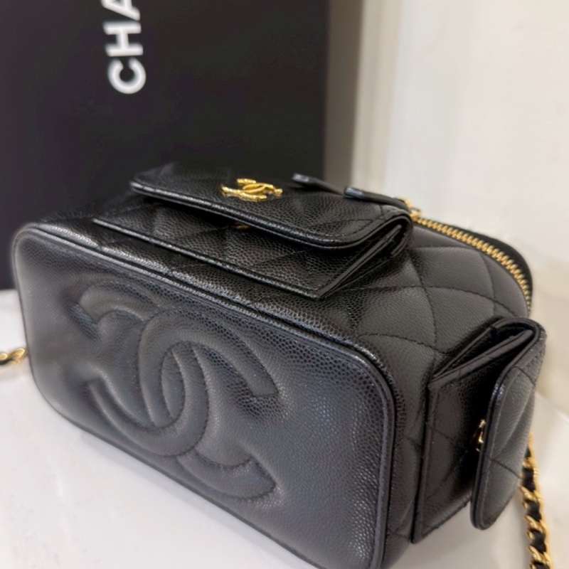 CHANEL香奈兒超限量荔枝牛皮黑金Cargo炸藥包🧯近全新包況特佳-16