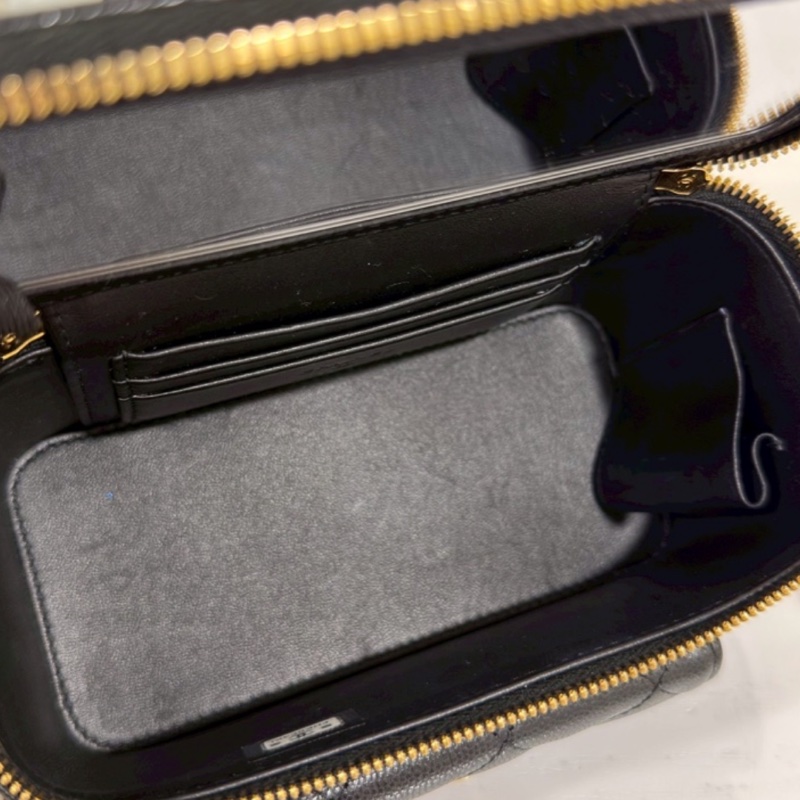 CHANEL香奈兒超限量荔枝牛皮黑金Cargo炸藥包🧯近全新包況特佳-20
