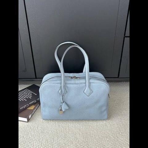 Hermes Victoria 35
亞麻藍