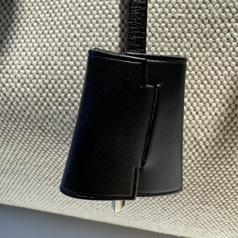 Hermes Herbag 31 黑色皮革-23