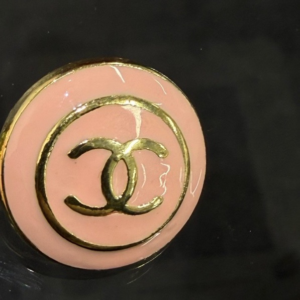 chanel 香奈兒金分琺瑯豆豆耳夾 🈚附件-2