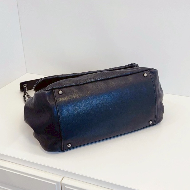 💎Chanel｜黑銀黑皮帆蓋hobo｜機場系列-6