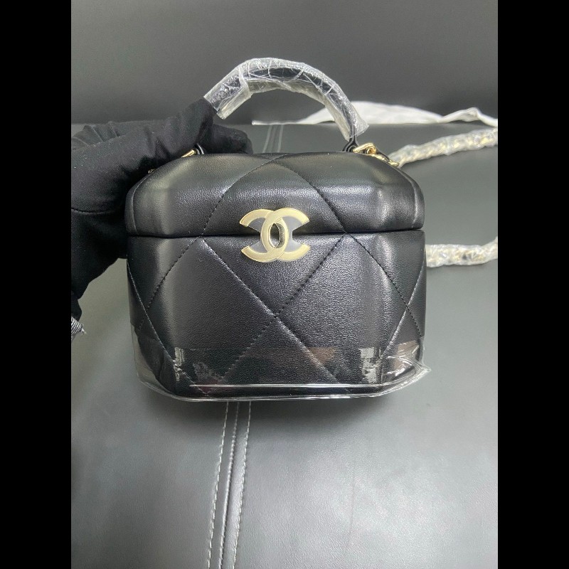 Chanel 21 limited edition 
限定黑色八角月光寶盒-1