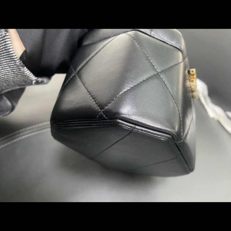 Chanel 21 limited edition 
限定黑色八角月光寶盒-5