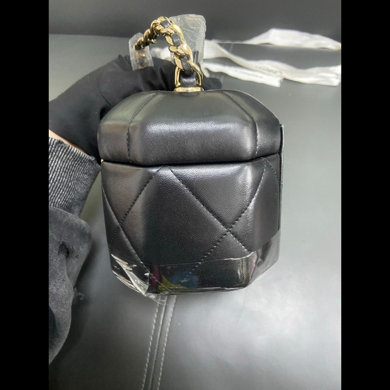 Chanel 21 limited edition 
限定黑色八角月光寶盒-7