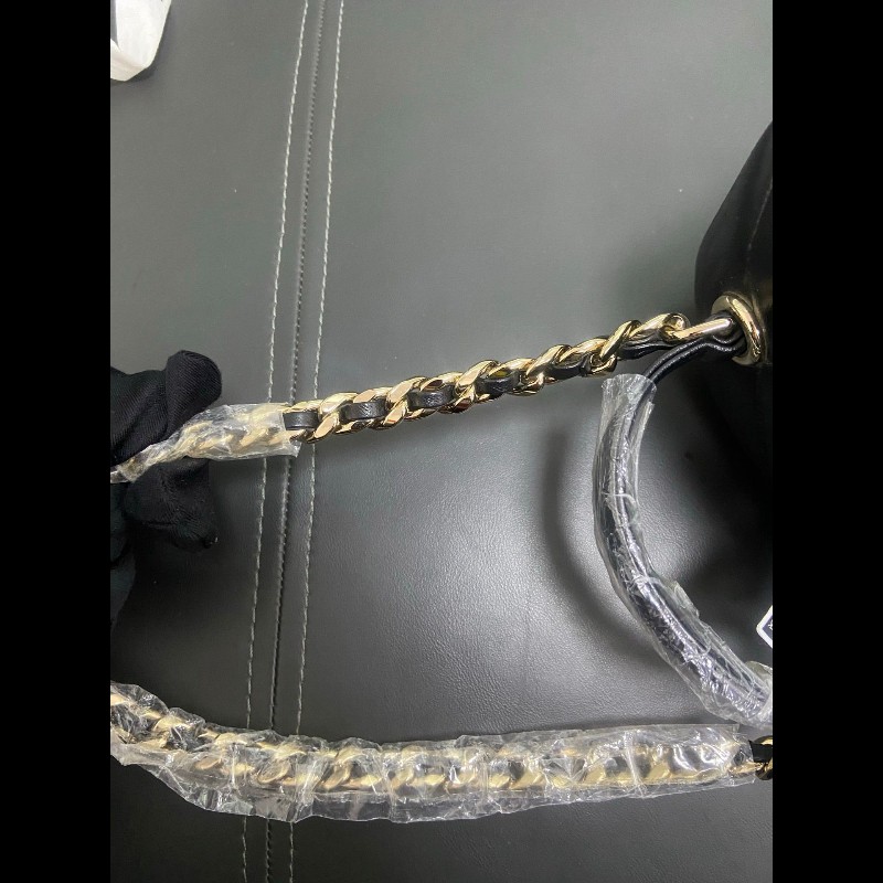 Chanel 21 limited edition 
限定黑色八角月光寶盒-8