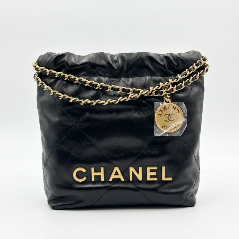 CHANEL 黑色牛皮配金 LOGO 22MINI Handbag-6