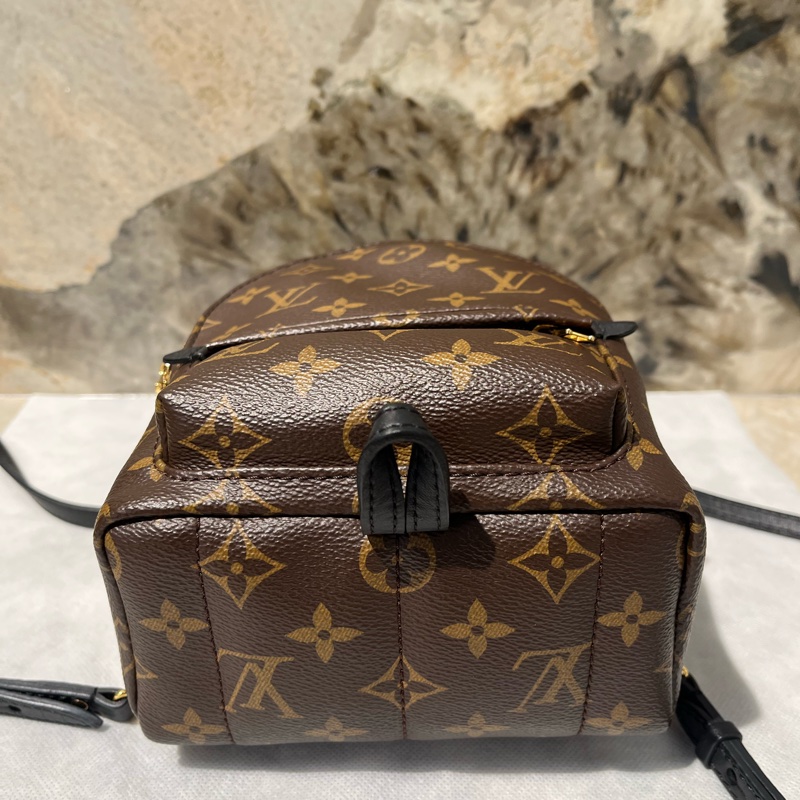 Louis Vuitton(M)小書包 小後背-4