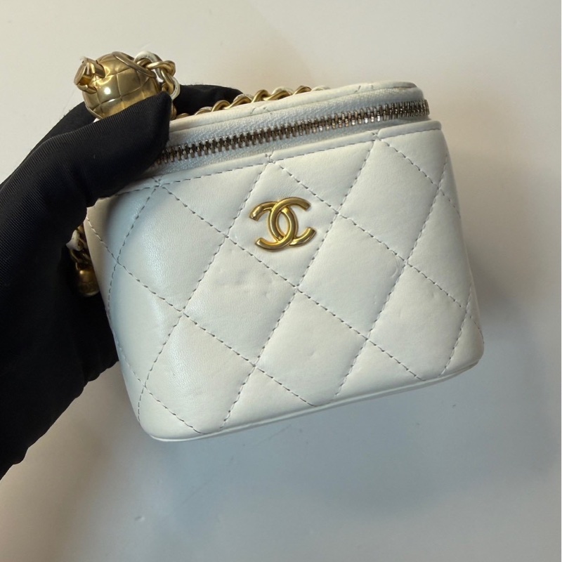 CHANEL｜金球小盒子 白-1