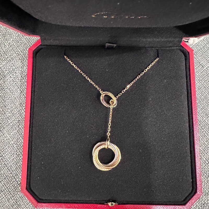 Cartier Trinity 三環18K金項鍊-44顆圓形明亮式切割鑽石，總重0.35克拉-0