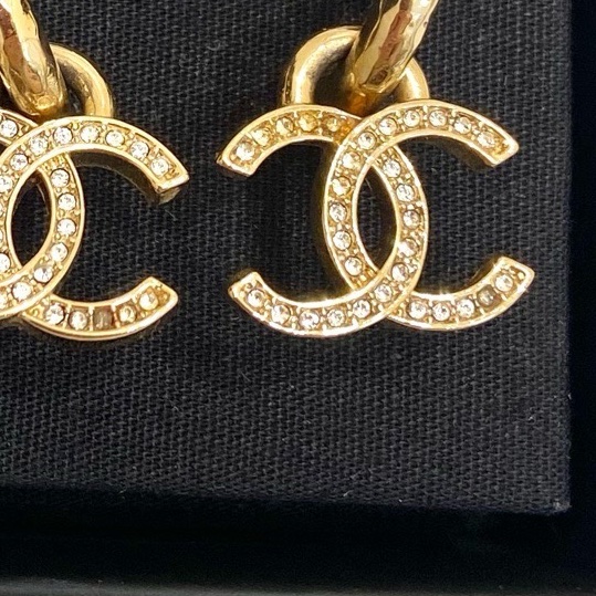 Chanel香奈兒愛心雙C滿鑽耳環  2023 附件：盒子-5